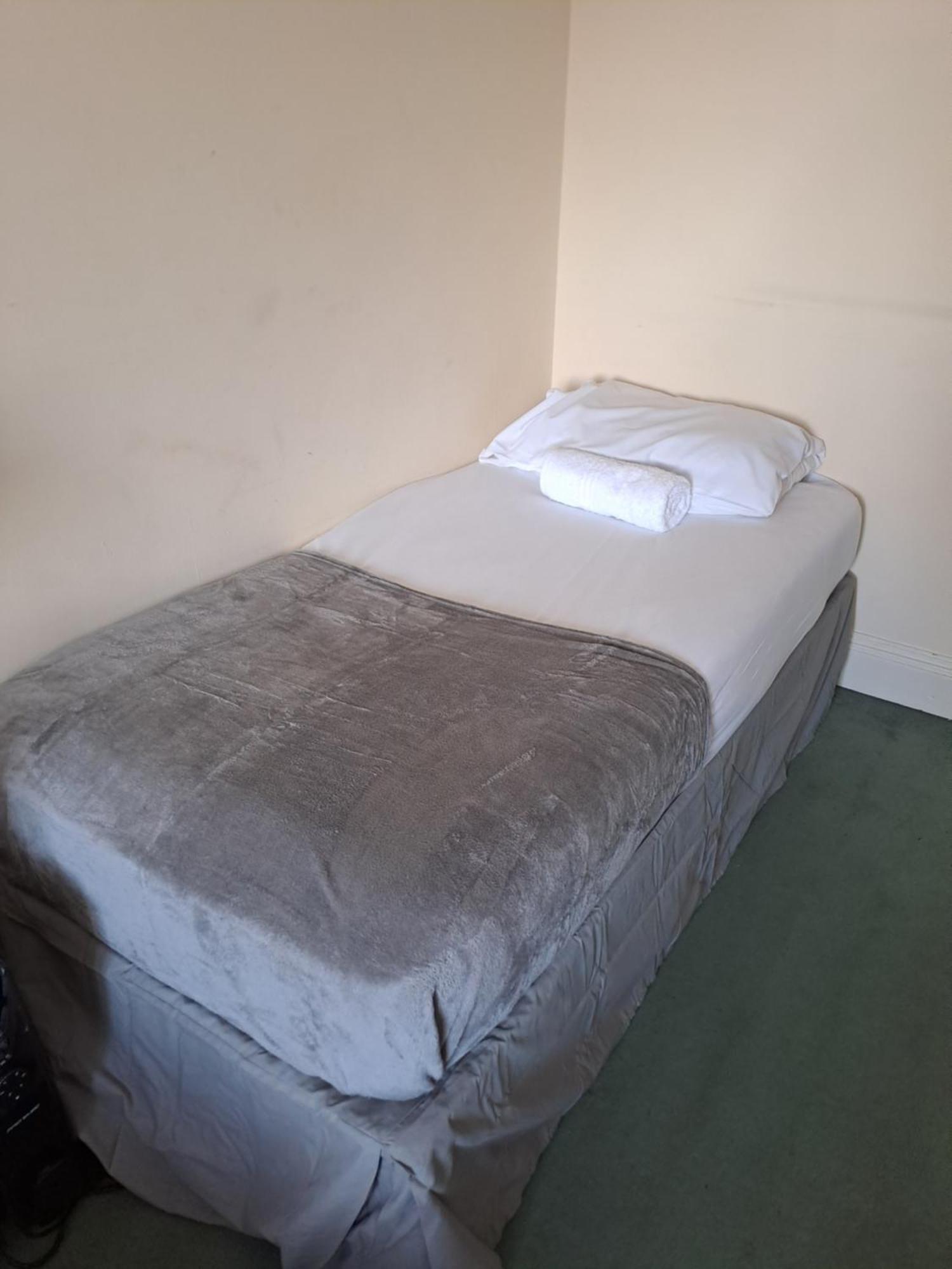 Sheridans Budget Accomodation Wallasey Dış mekan fotoğraf