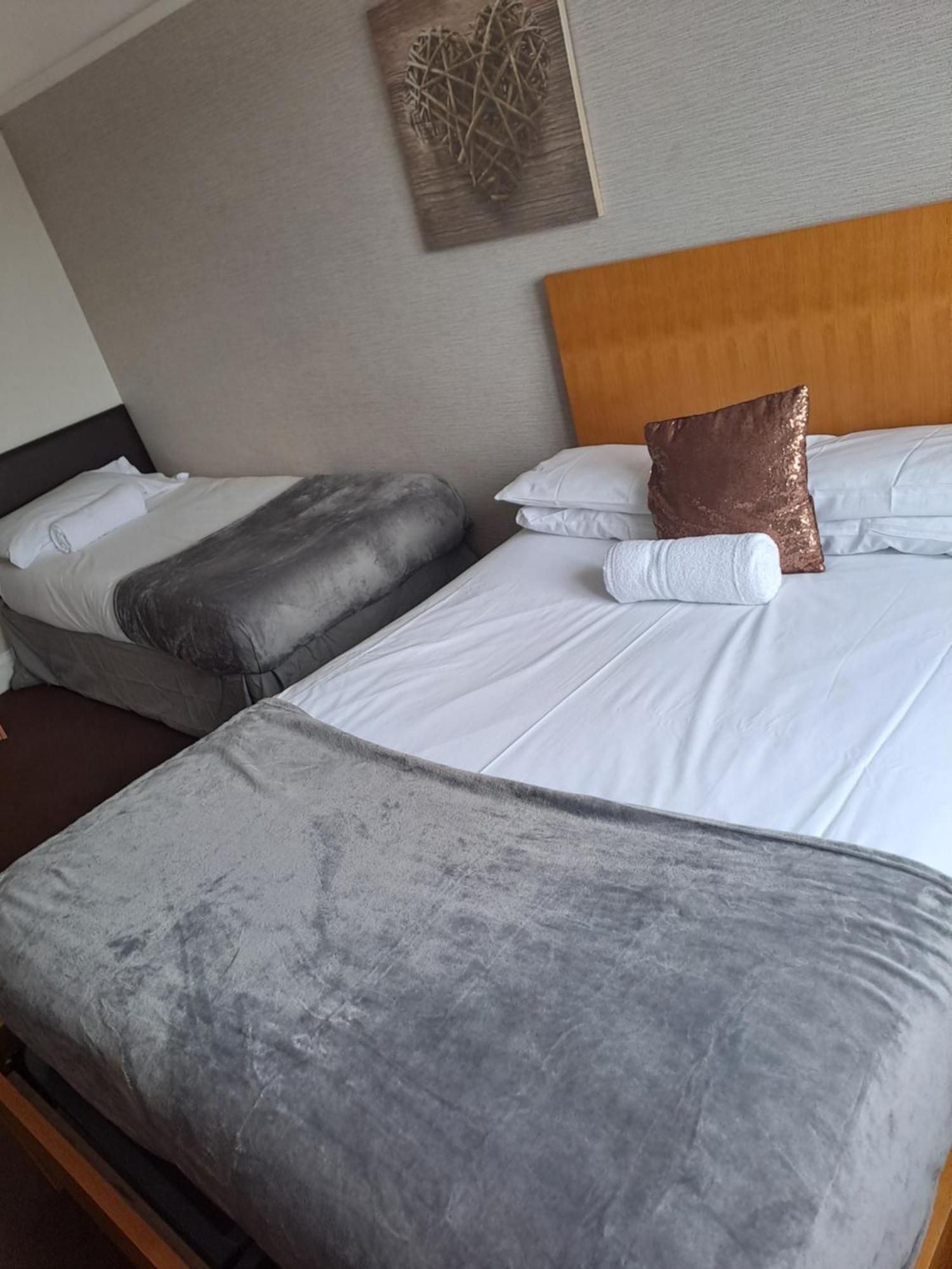 Sheridans Budget Accomodation Wallasey Dış mekan fotoğraf