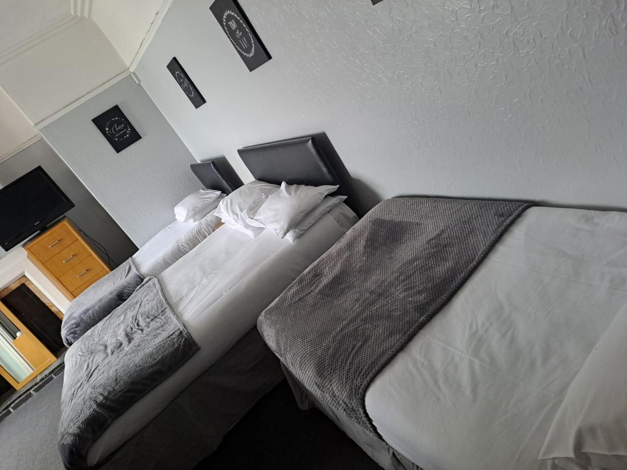 Sheridans Budget Accomodation Wallasey Dış mekan fotoğraf